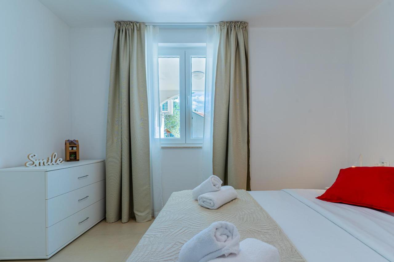 Apartments Lopari نيغيزيني المظهر الخارجي الصورة