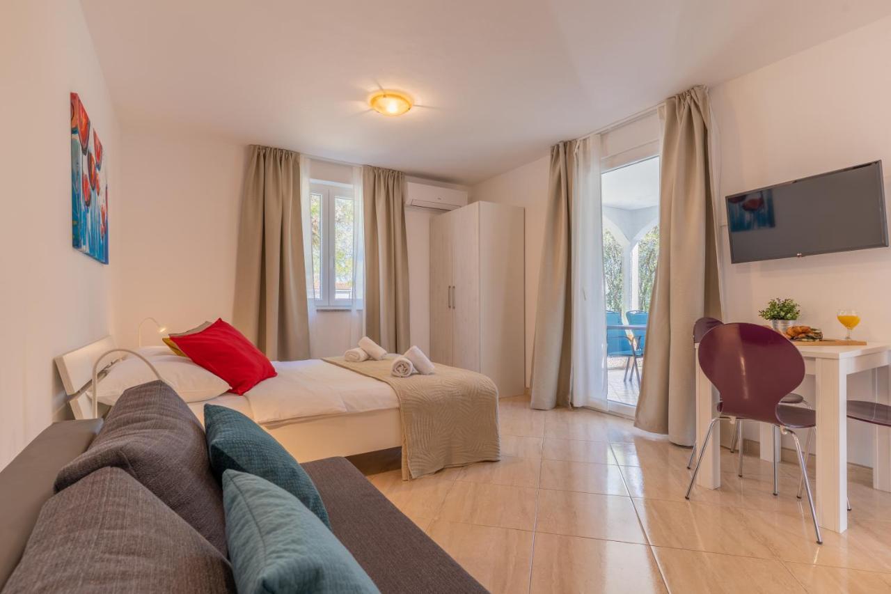 Apartments Lopari نيغيزيني المظهر الخارجي الصورة