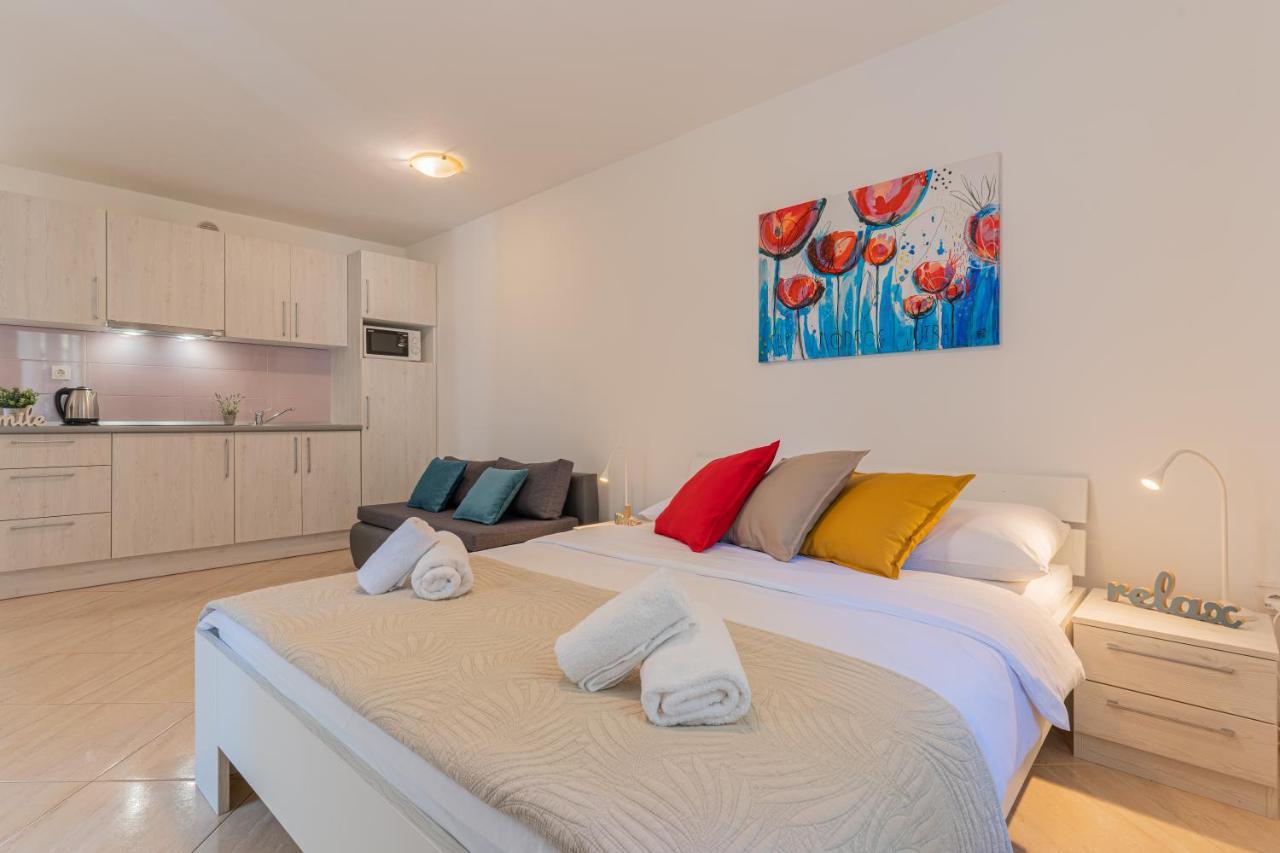 Apartments Lopari نيغيزيني المظهر الخارجي الصورة