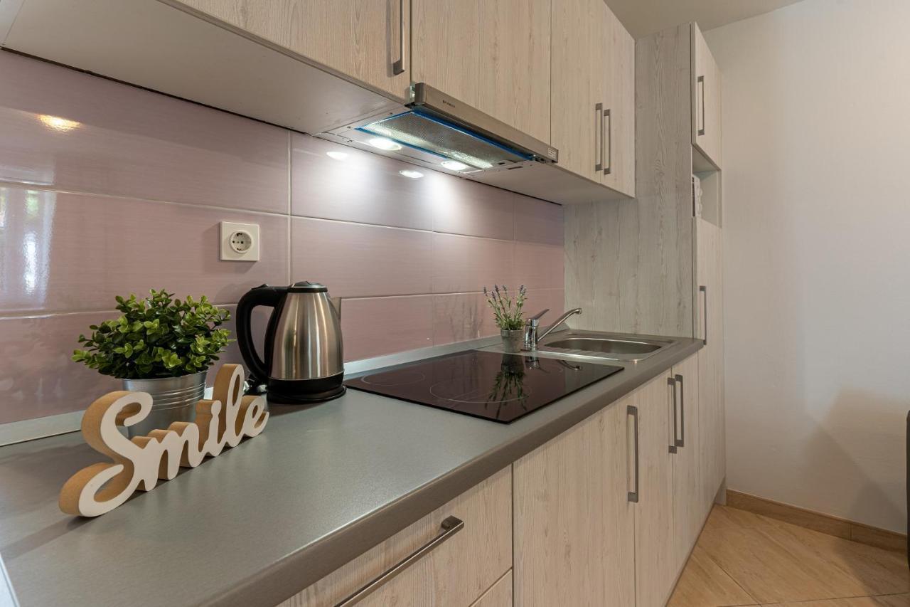 Apartments Lopari نيغيزيني المظهر الخارجي الصورة